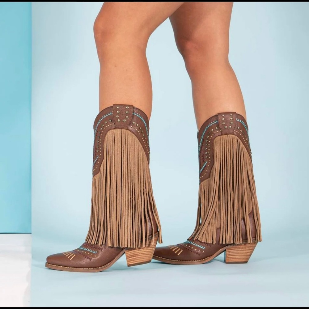 Gypsy leather boot from Dingo